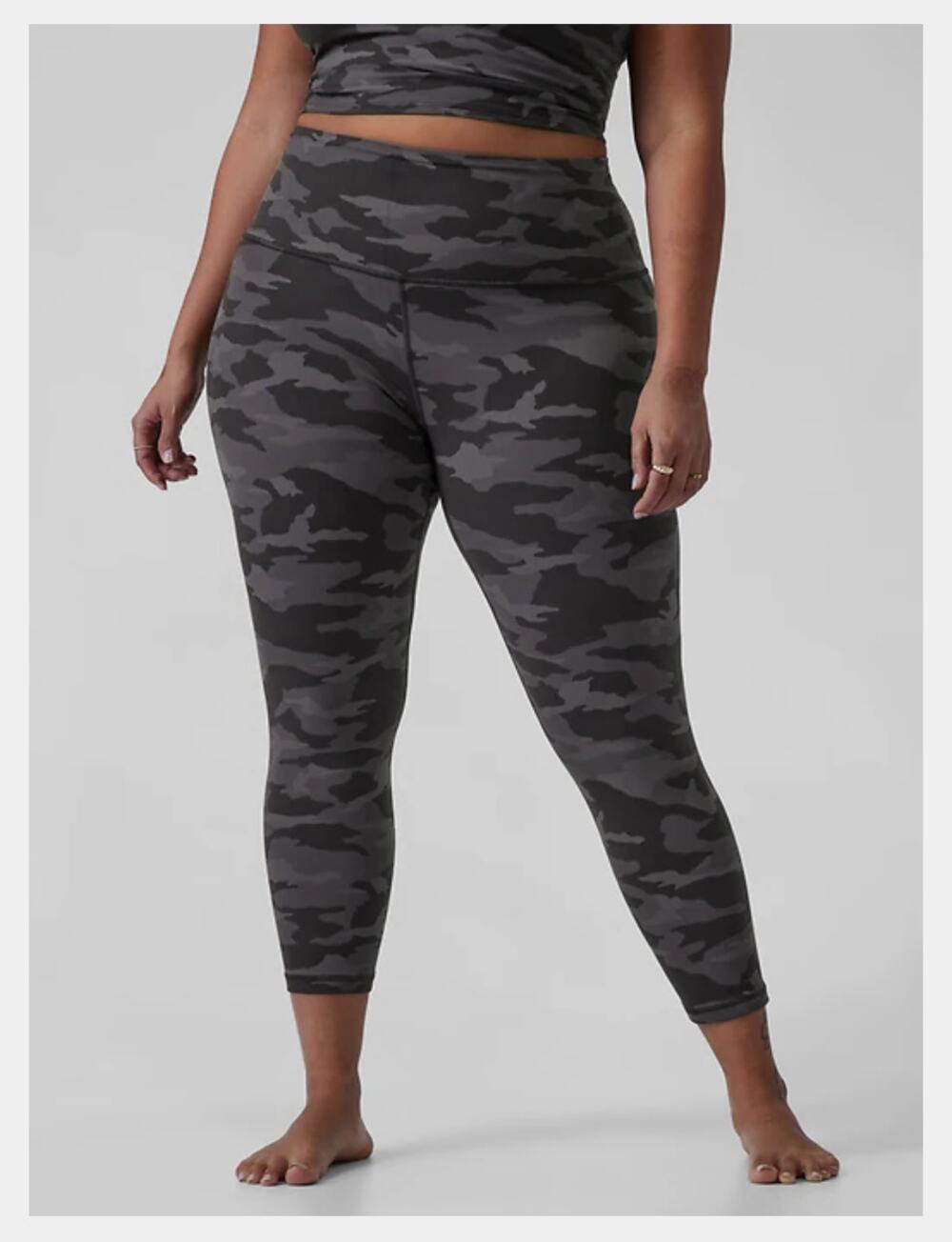 Athleta Ultimate Camo 7/8 Tight Grey Black Size XS